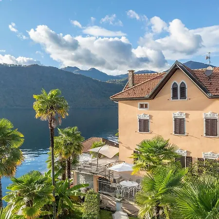 Casa Delle Palme Con Terrazza Sul E * Pettenasco